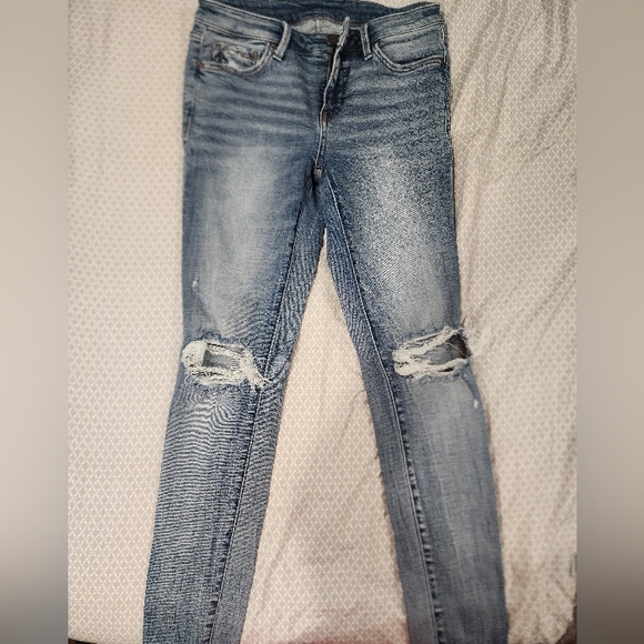 Buckle Women's Skinny Jeans Ripped - Picture 1 of 3